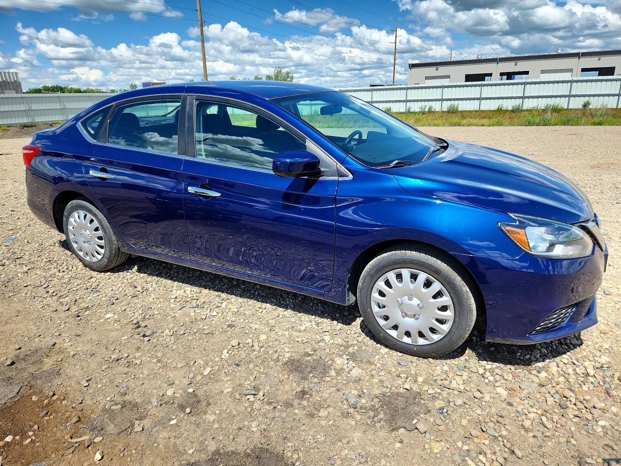 2017 Nissan Sentra S - Фото 4