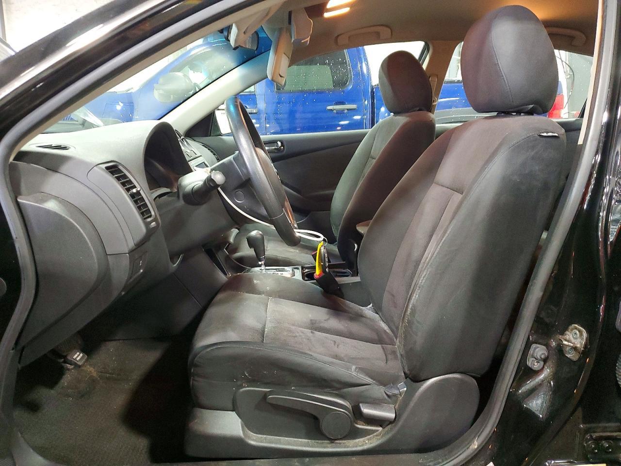 2010 Nissan Altima 2.5 - Фото 7
