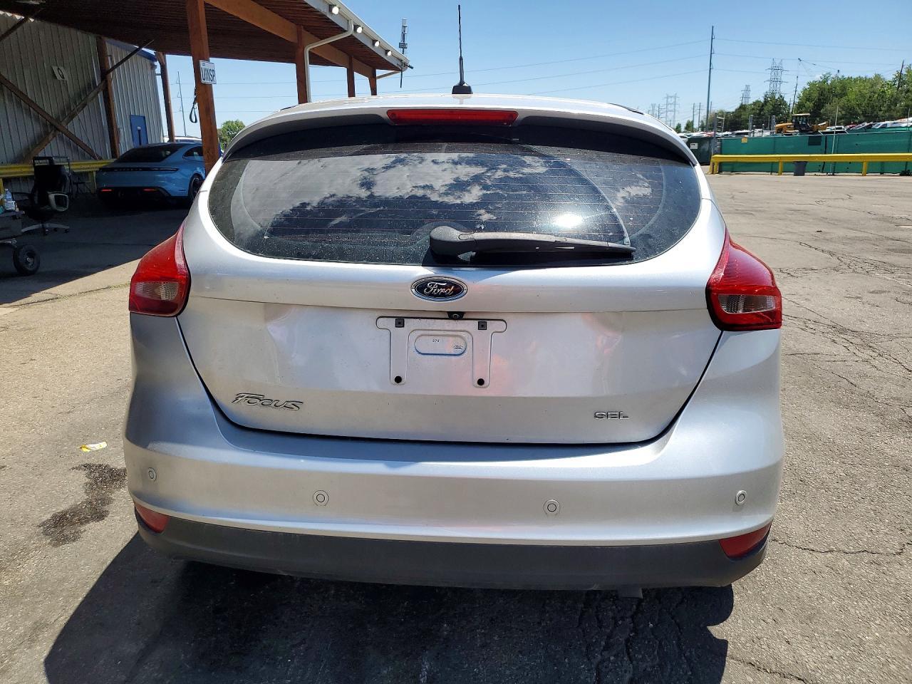 2017 Ford Focus Sel - Фото 6