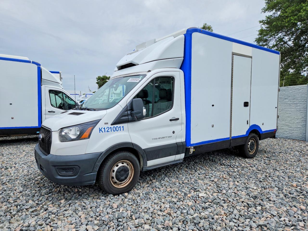 2020 Ford Transit Delivery Truck