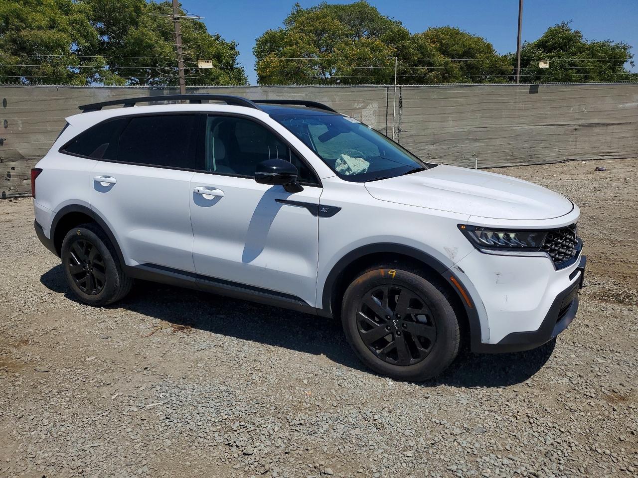 2023 Kia Sorento S - Фото 4