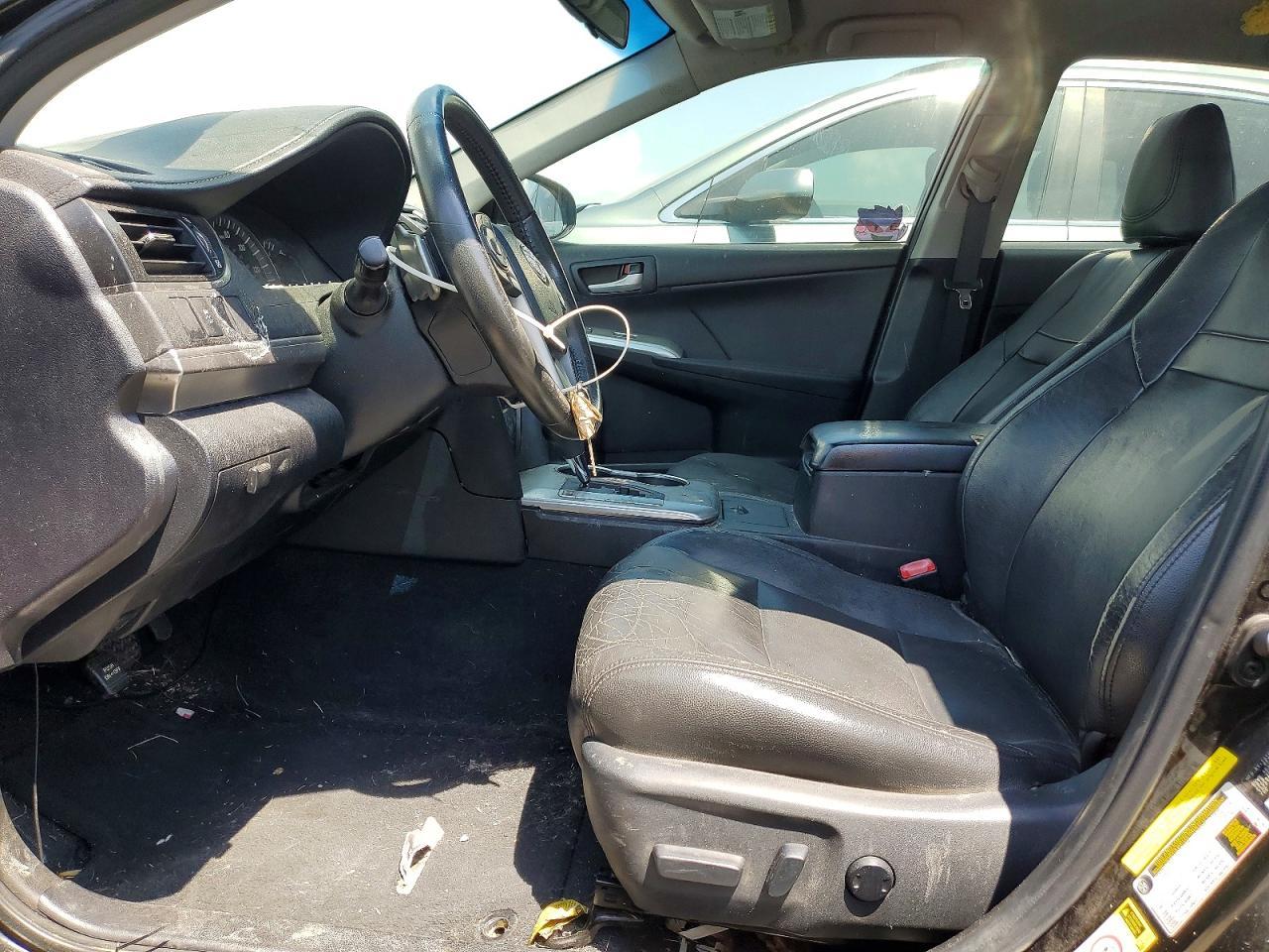 2012 Toyota Camry Se - Image 7