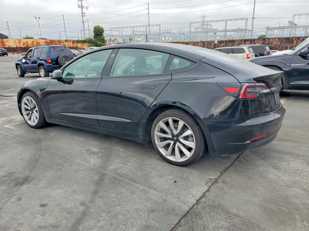 2023 Tesla Model 3 - Image 2