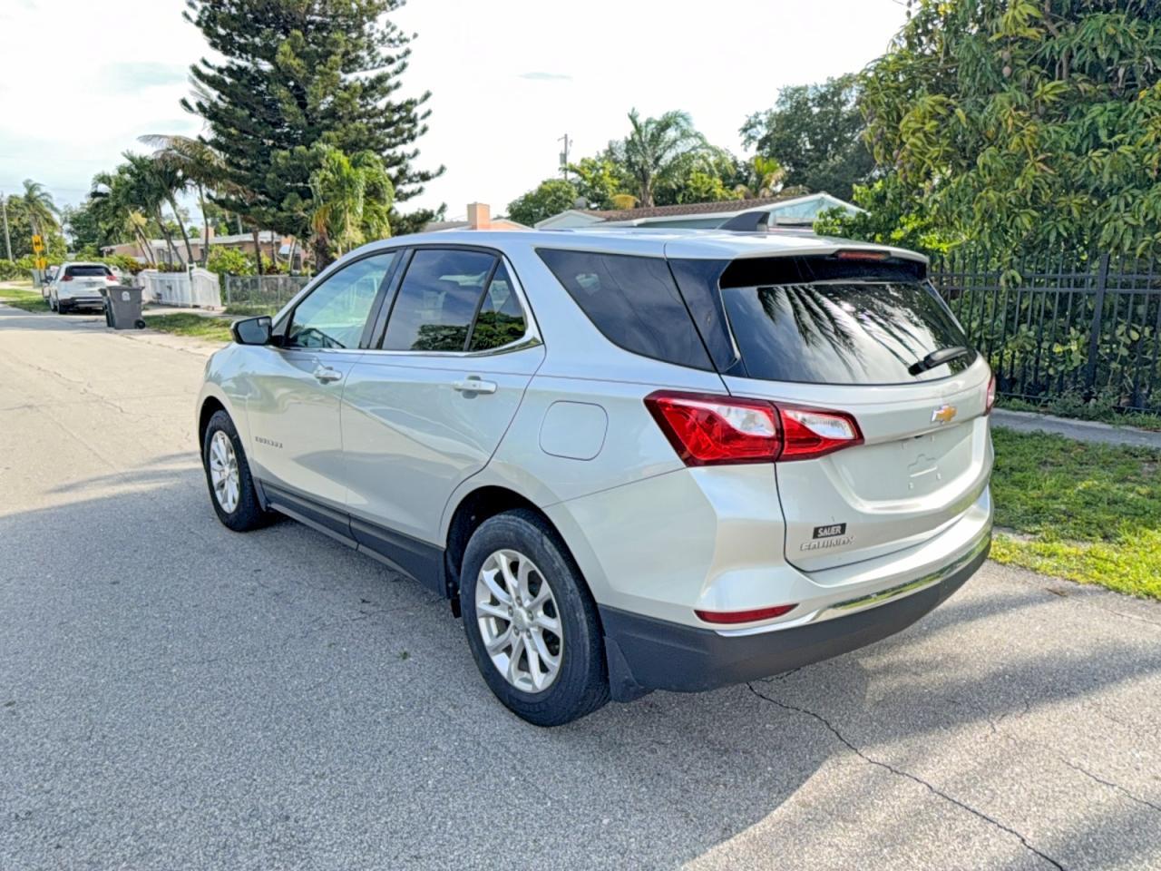 2018 Chevrolet Equinox Lt - Image 3