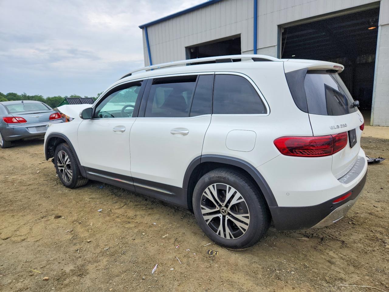 2024 Mercedes-Benz Glb 250 4Matic - Image 2