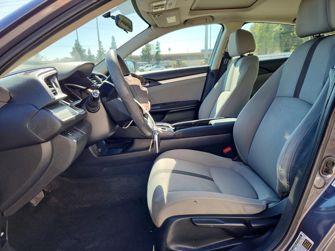 2018 Honda Civic Ex - Image 7