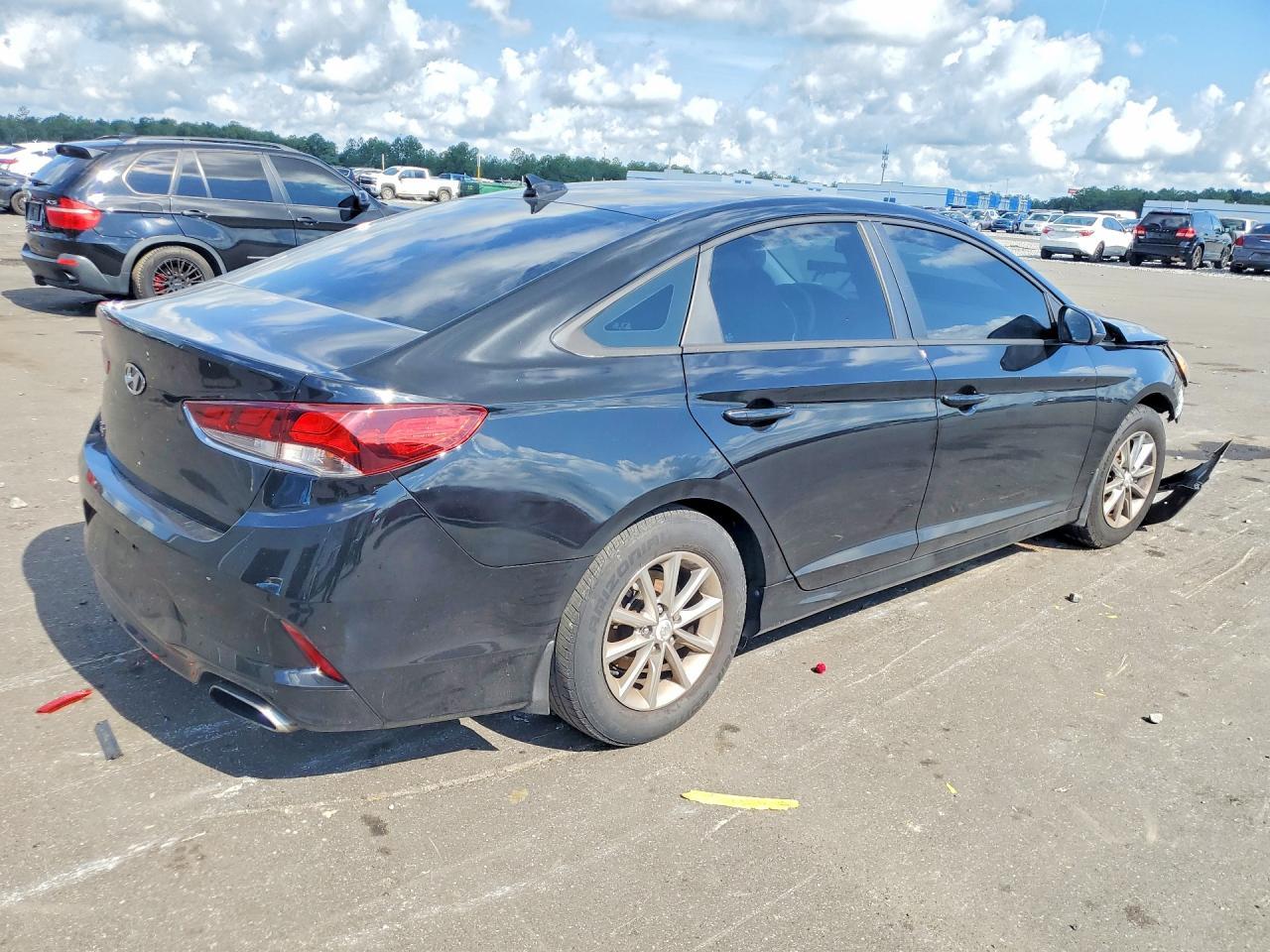 2019 Hyundai Sonata Se - Фото 3