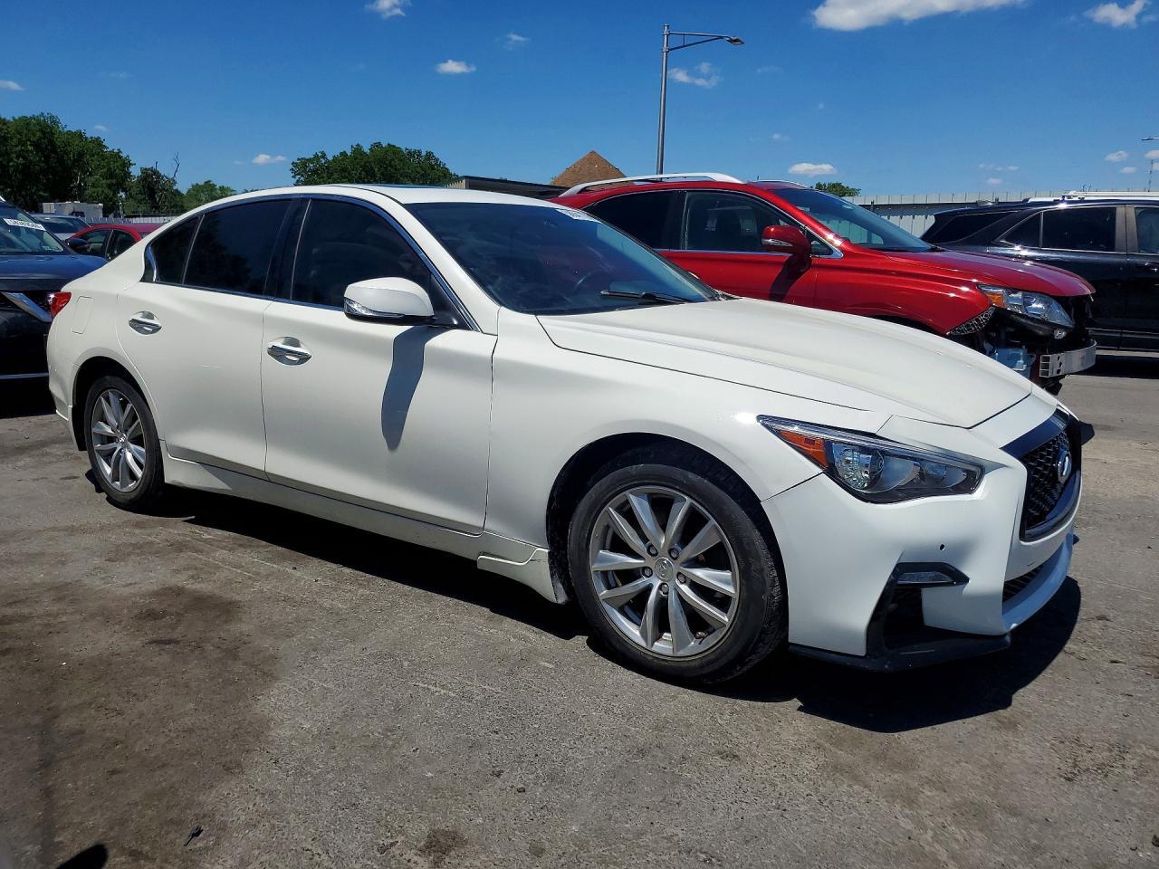 2016 Infiniti Q50 3.0T Premium - Image 4