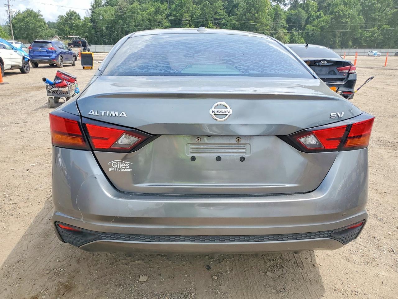 2020 Nissan Altima S - Фото 6