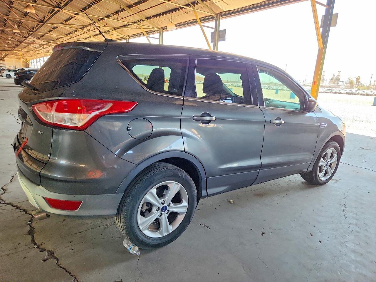 2016 Ford Escape - Фото 3