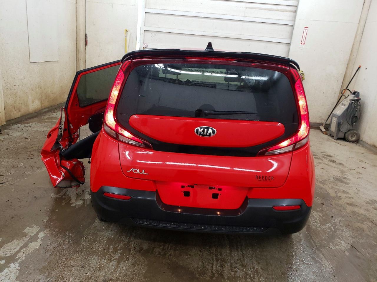 2020 Kia Soul Lx - Image 6