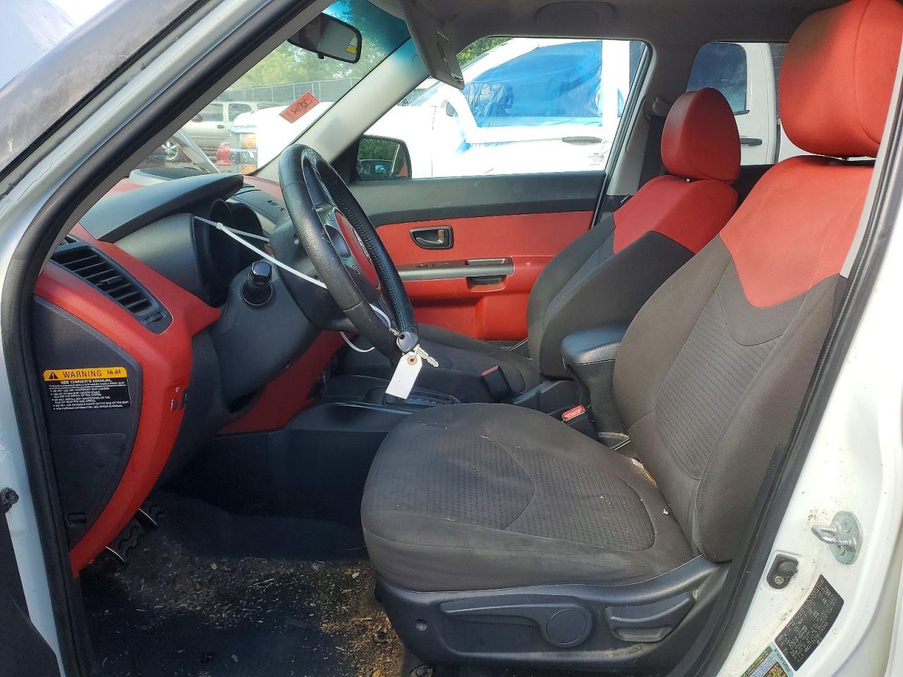 2010 Kia Soul + - Image 7