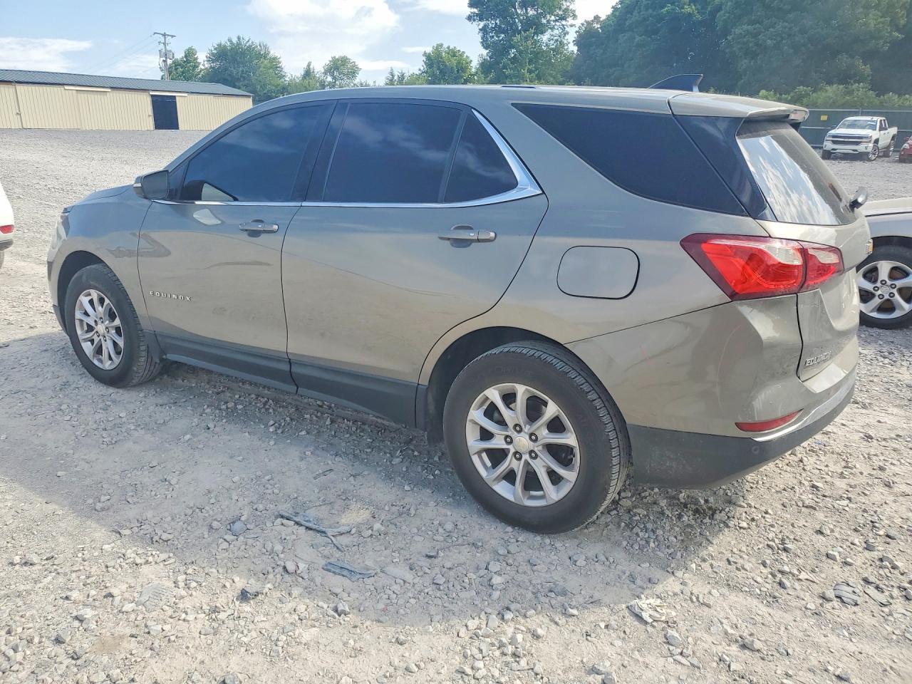 2018 Chevrolet Equinox Lt - Фото 2