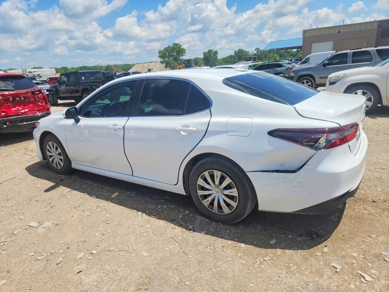 2023 Toyota Camry Le - Image 2