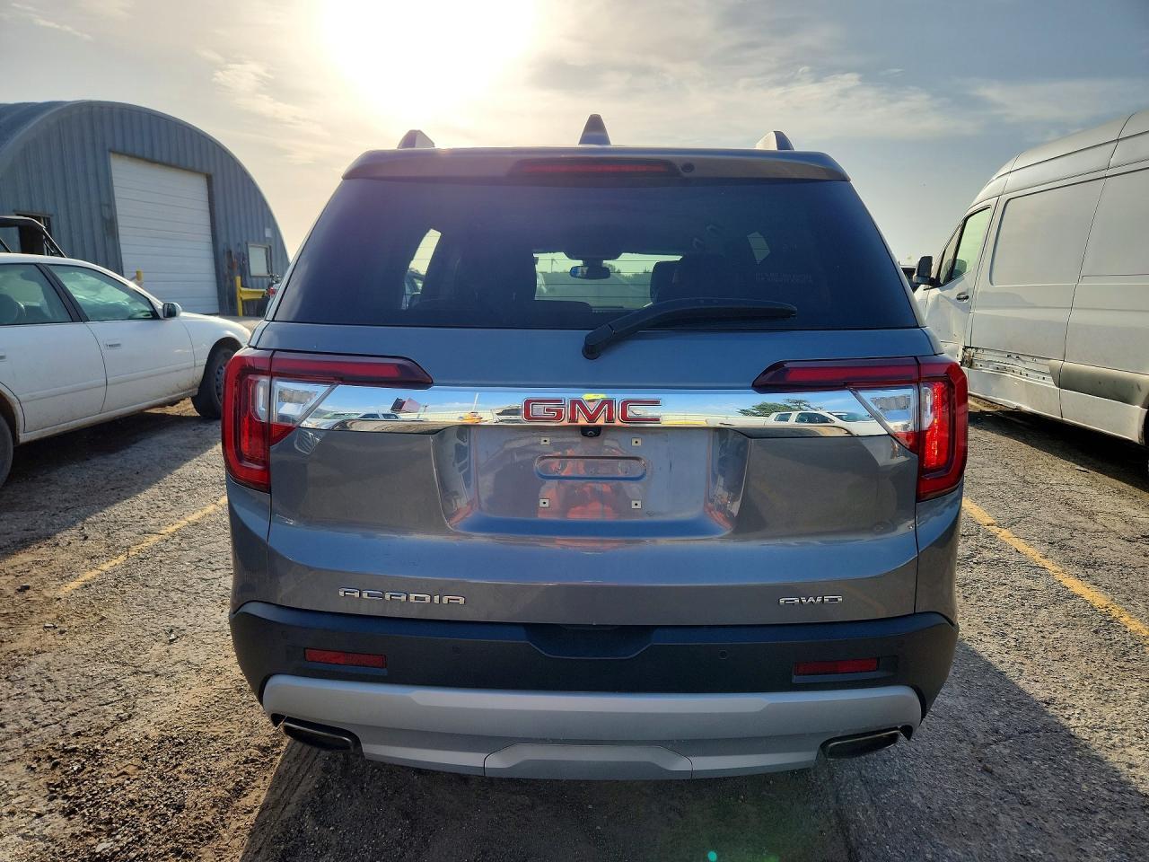 2020 GMC Acadia Slt - Image 6