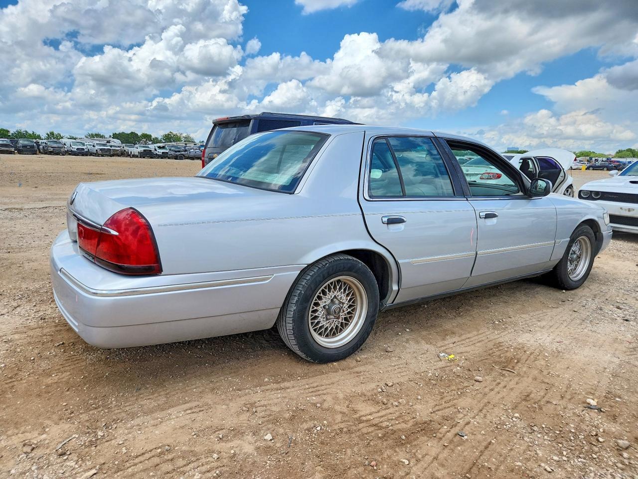 2001 Mercury Grand Marquis Ls - Фото 3