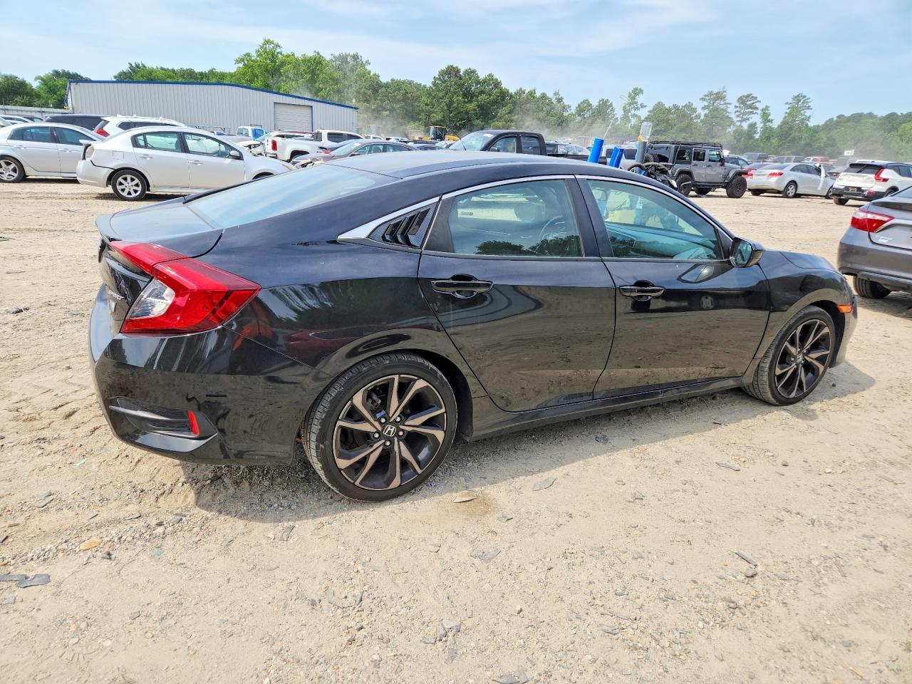 2019 Honda Civic Sport - Фото 3