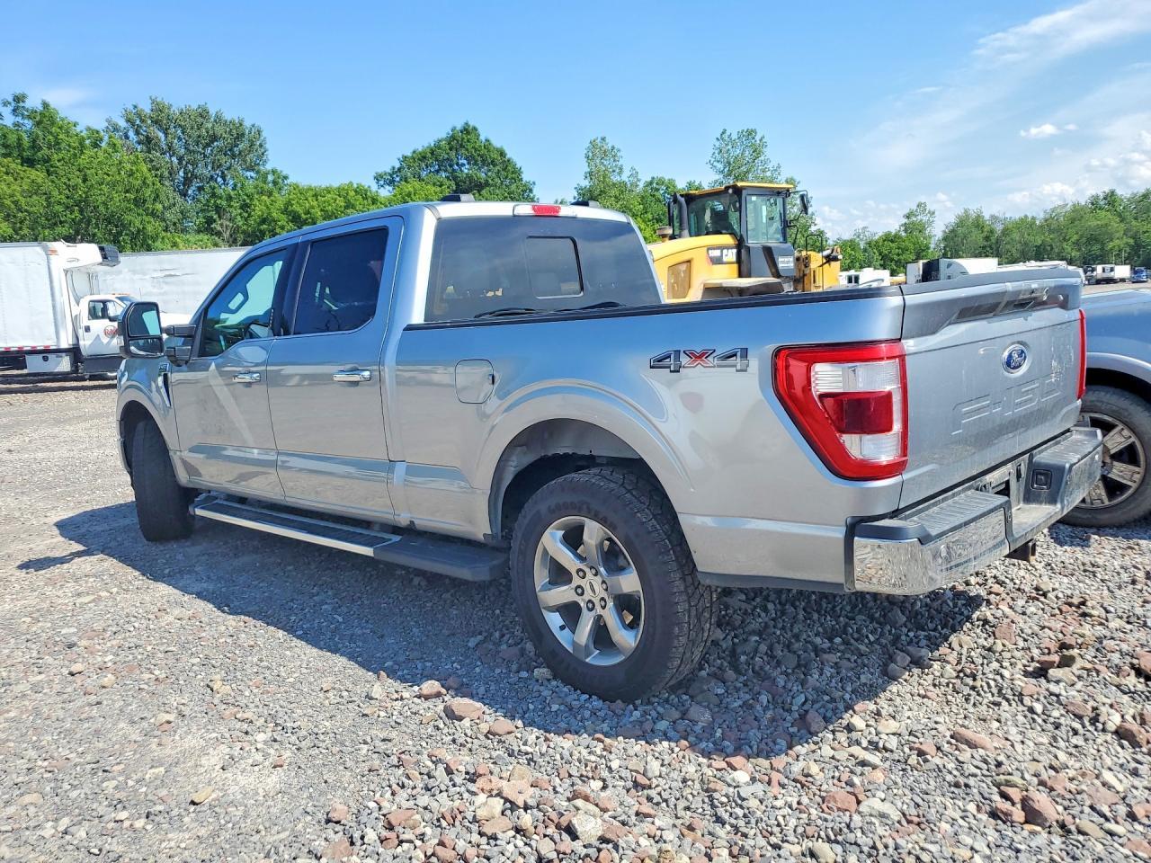 2023 Ford F150 Supercrew - Фото 2
