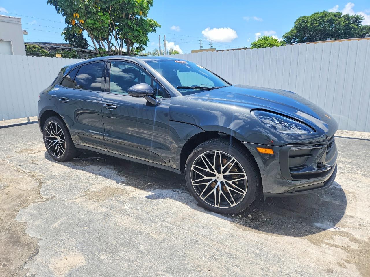 2026 Porsche Macan Base - Фото 4