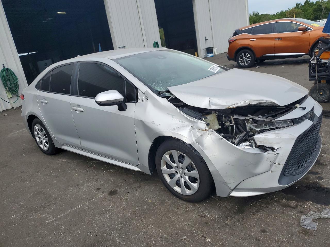 2021 Toyota Corolla Le - Image 4
