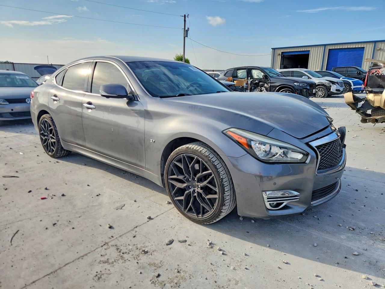 2015 Infiniti Q70 3.7 - Image 4