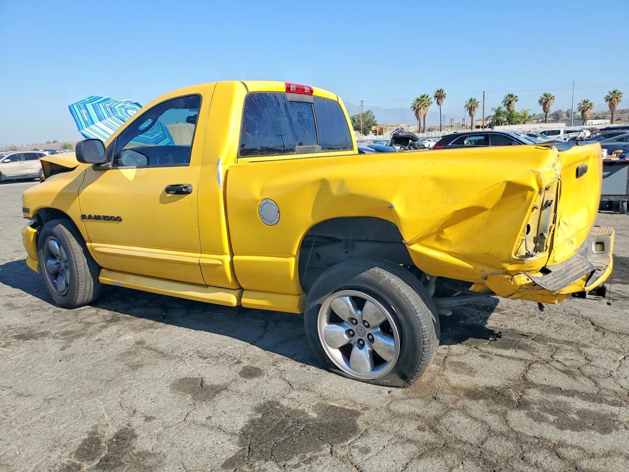 2005 Dodge Ram 1500 St - Фото 2