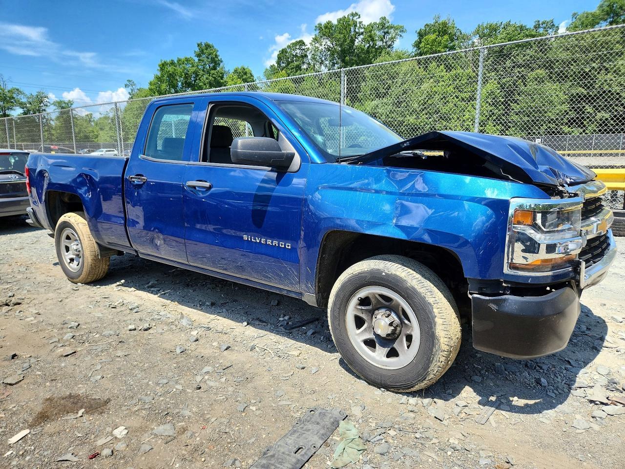 2018 Chevrolet Silverado C1500 - Image 4