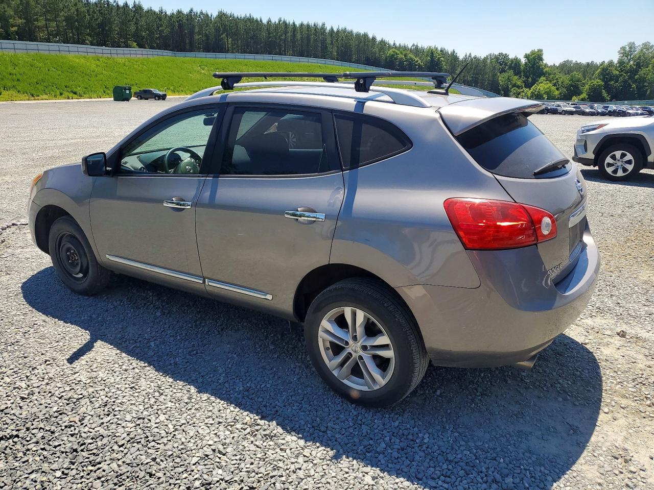 2013 Nissan Rogue S - Image 2