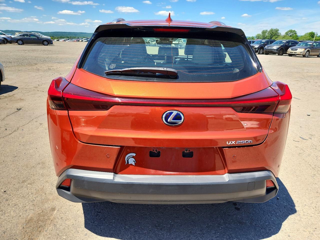 2019 Lexus Ux 250H - Image 6
