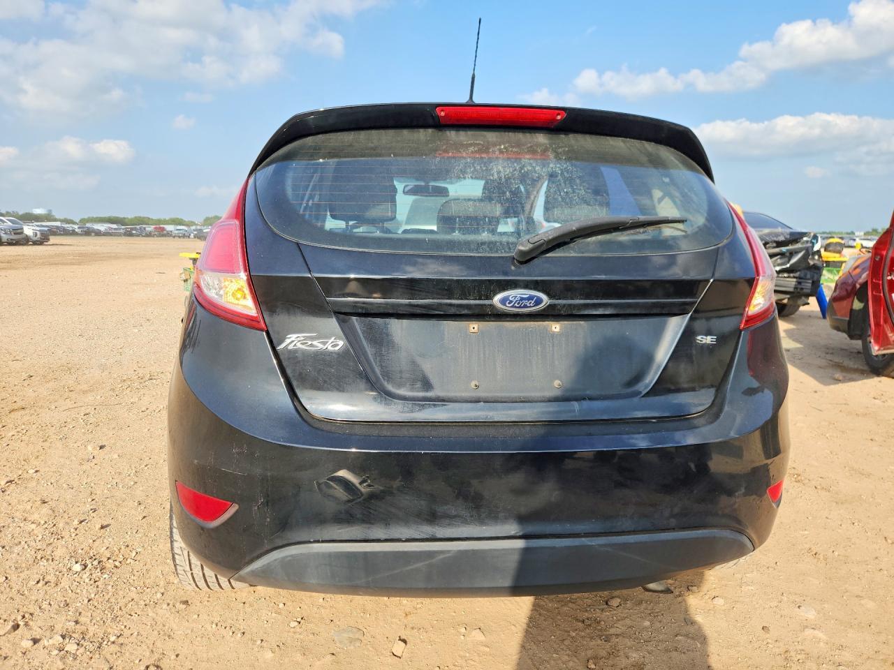 2017 Ford Fiesta Se - Фото 6