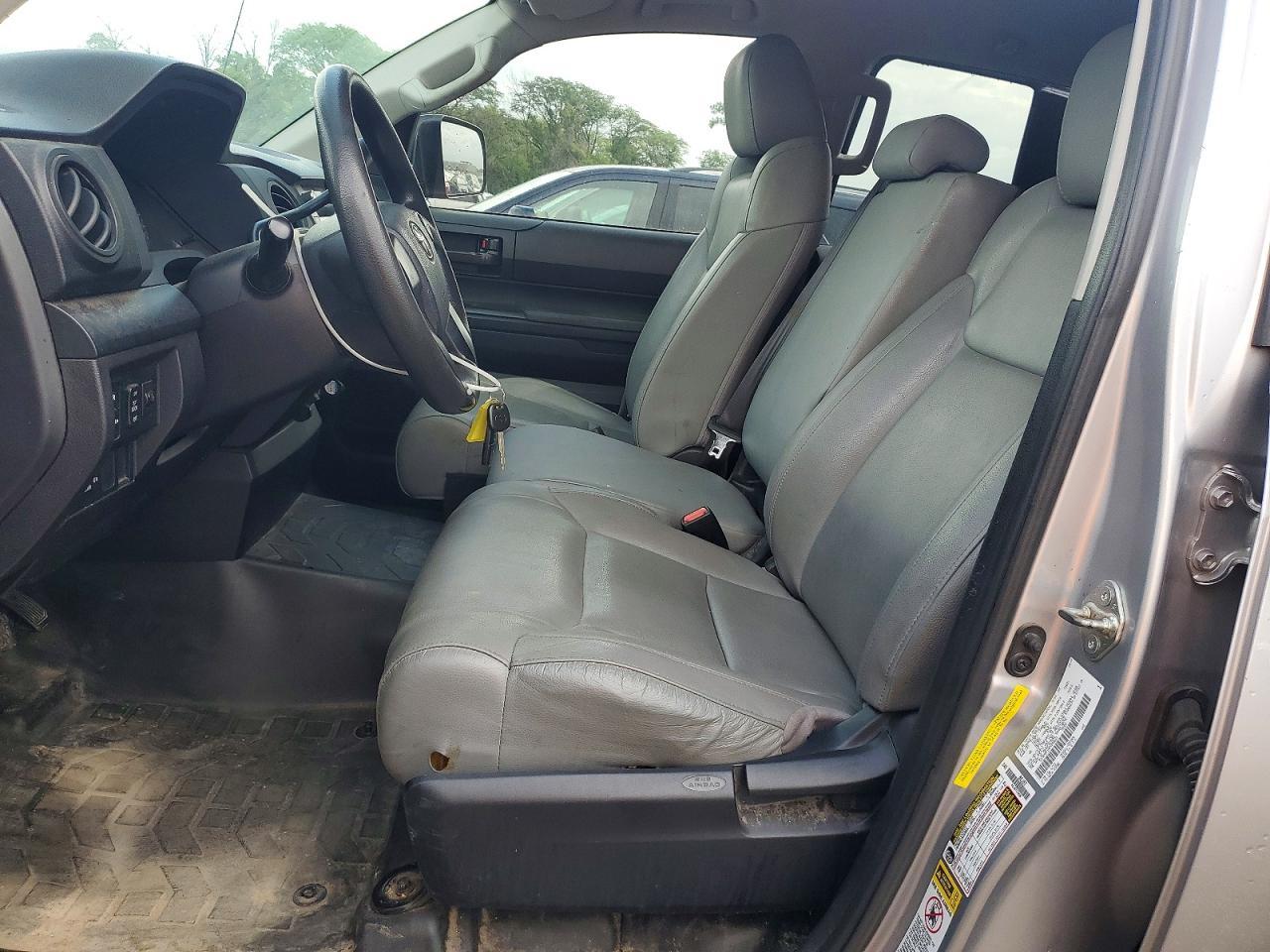 2015 Toyota Tundra Sr - Image 7