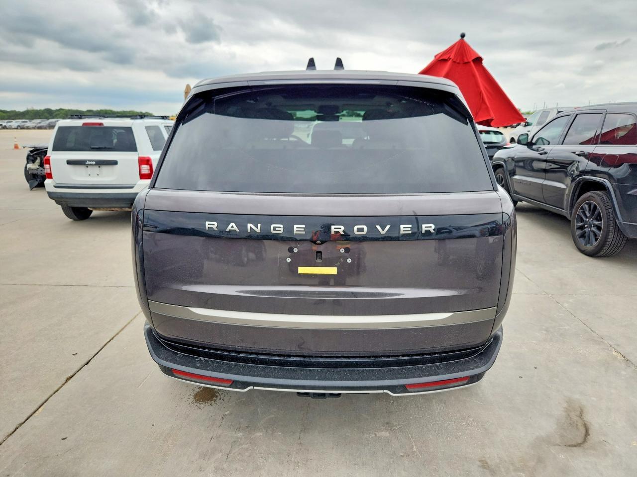 2024 Land Rover Range Rover Se - Image 6