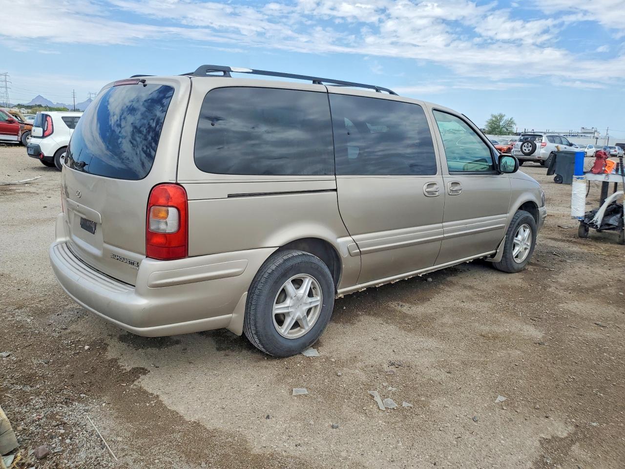 2000 Oldsmobile Silhouette - Image 3