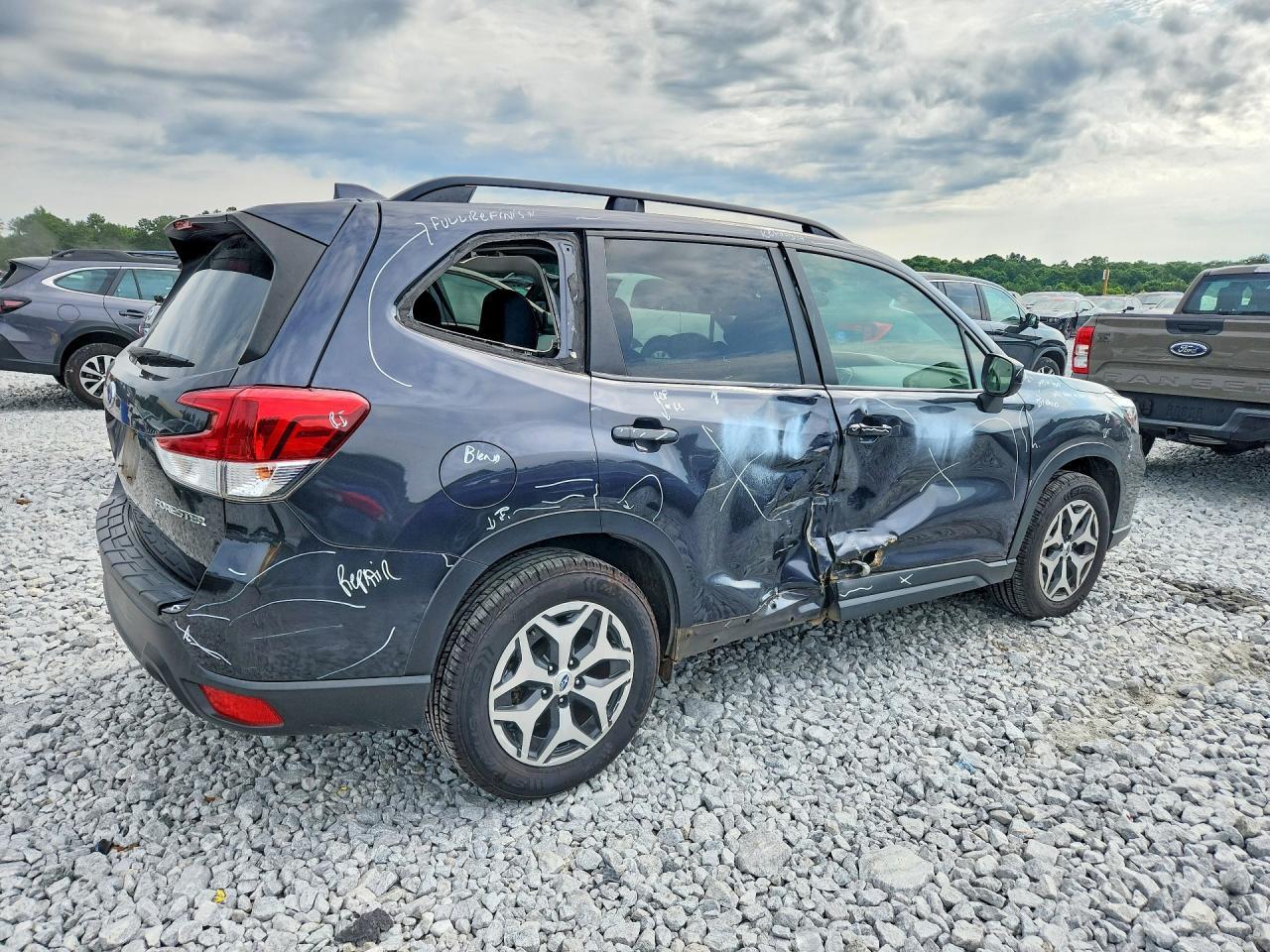 2019 Subaru Forester Premium - Фото 3