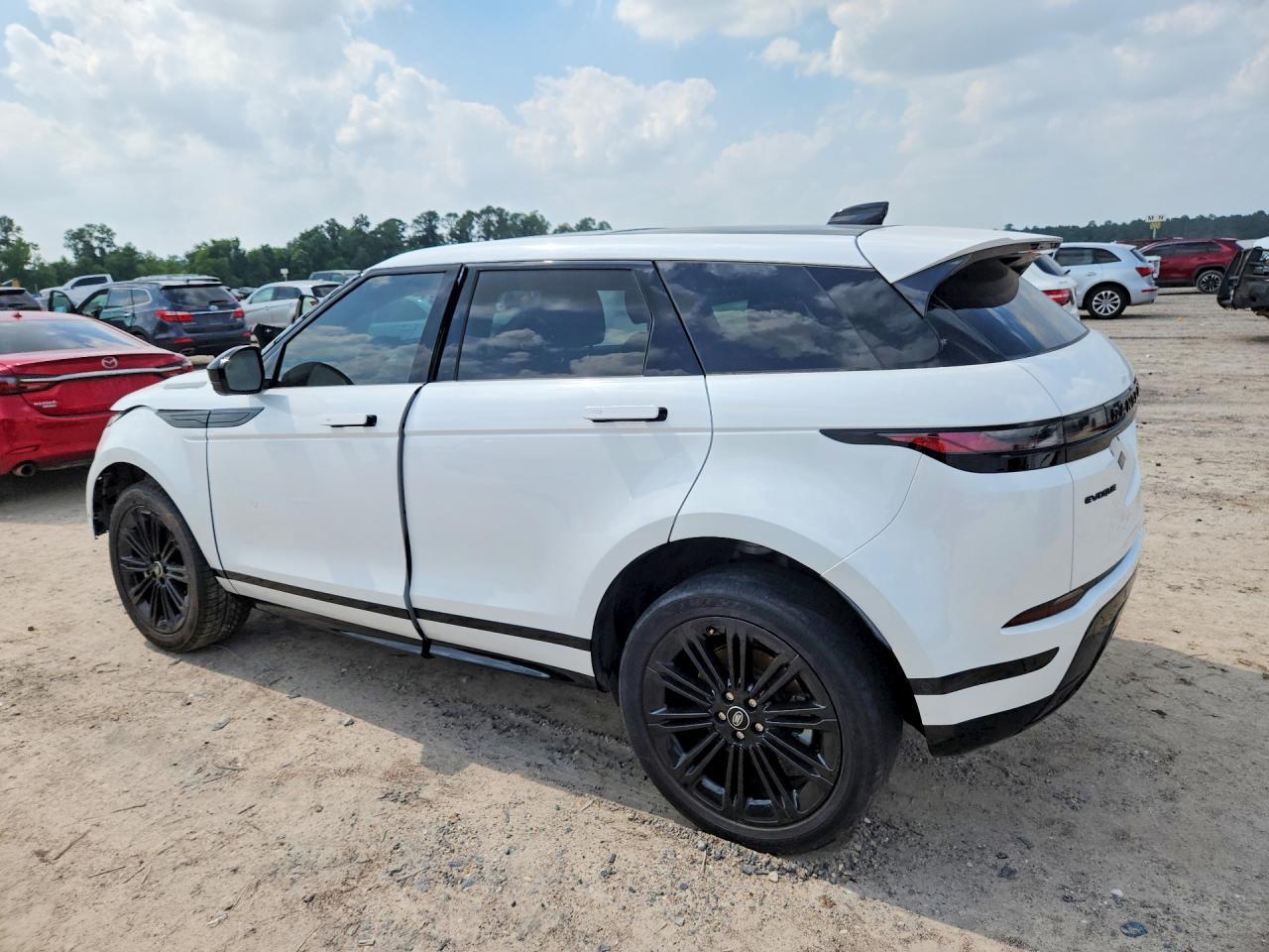 2024 Land Rover Range Rover Evoque Dynamic Se - Image 2