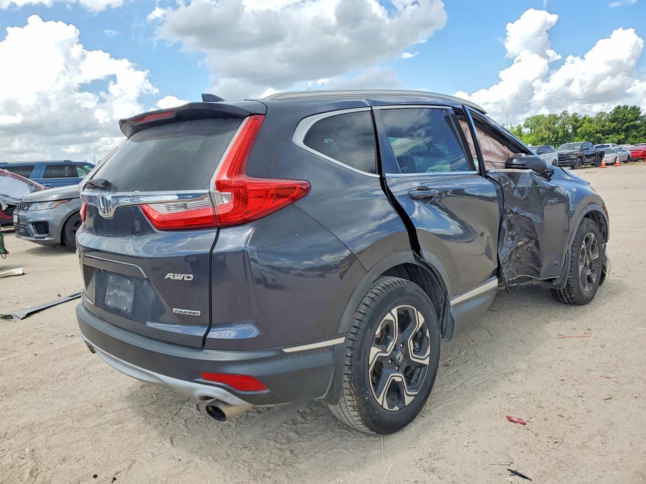 2017 Honda Cr-V Touring - Фото 3
