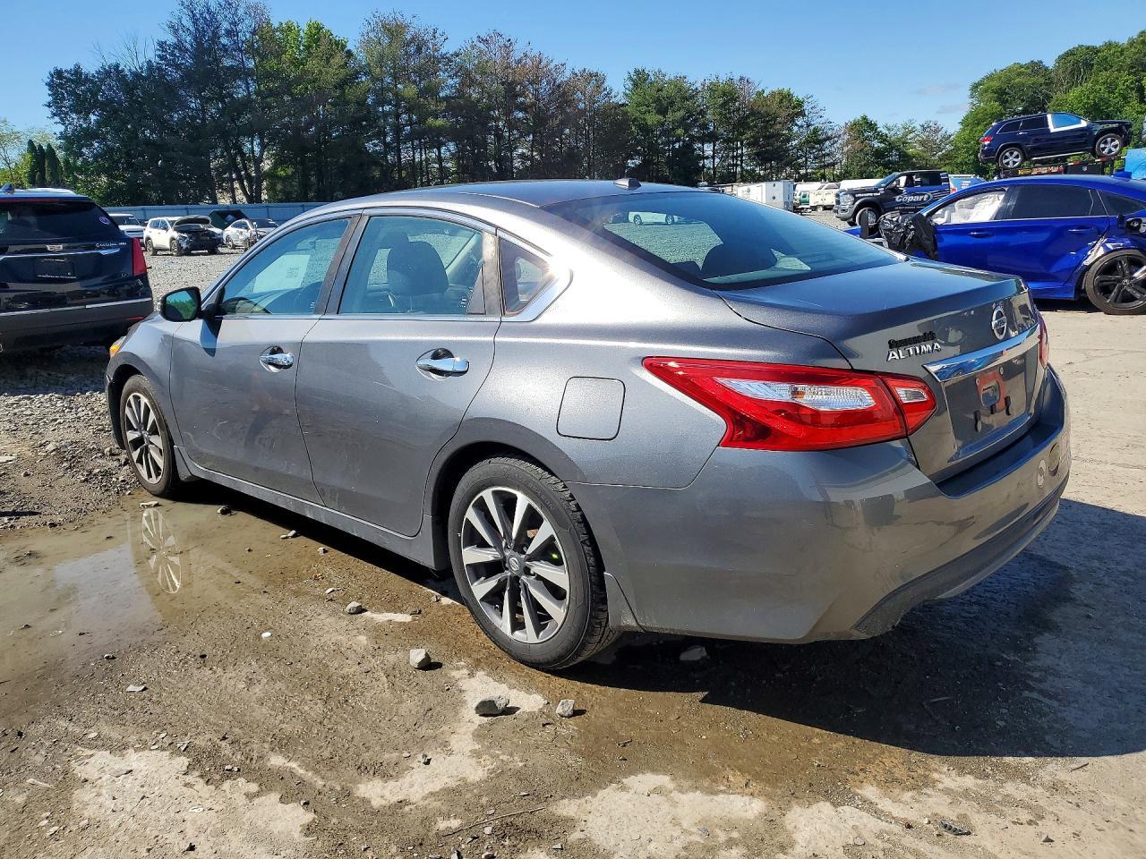 2017 Nissan Altima 2.5 Sv - Фото 2