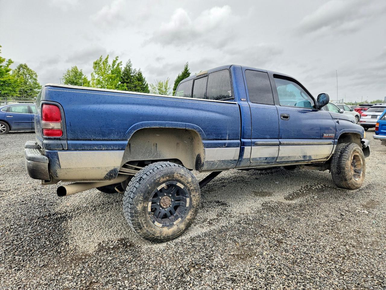 2002 Dodge Ram 2500 - Фото 3