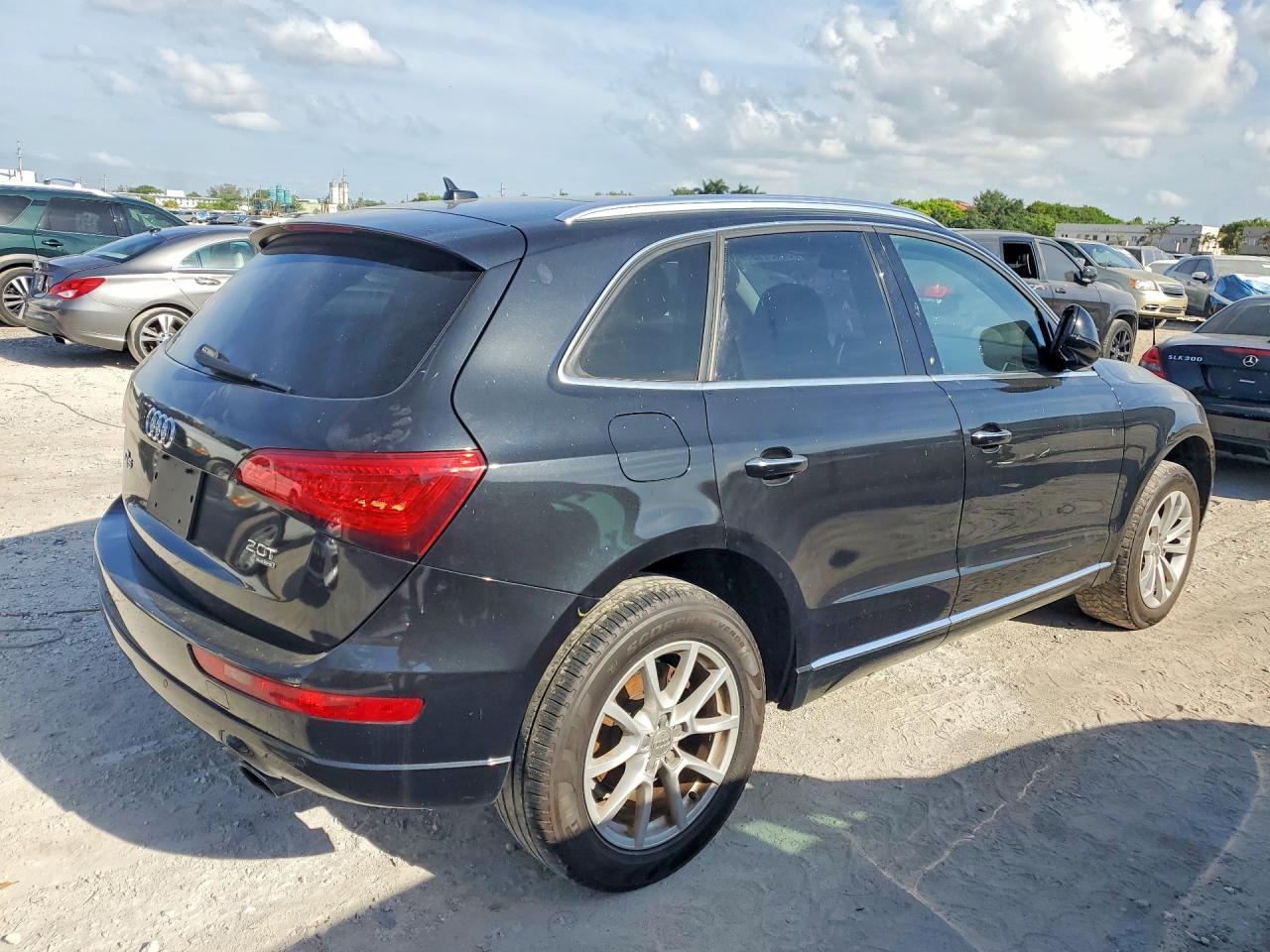 2017 Audi Q5 Premium - Image 3