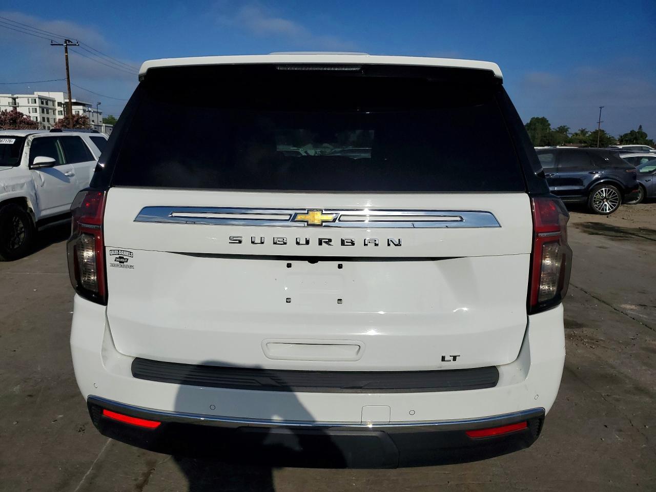 2023 Chevrolet Suburban C1500 Lt - Image 6
