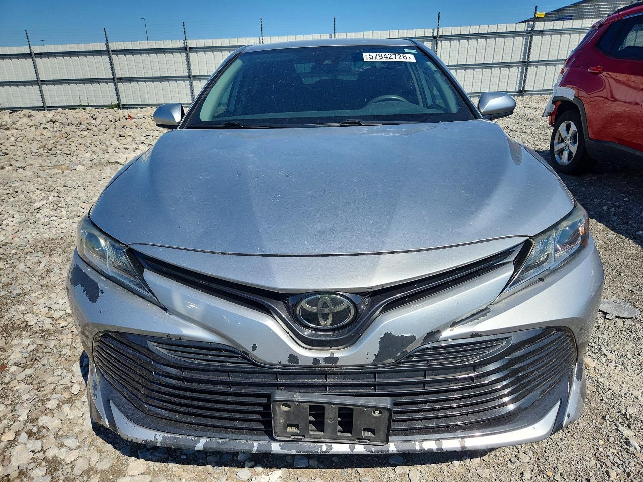 2019 Toyota Camry Le - Фото 5