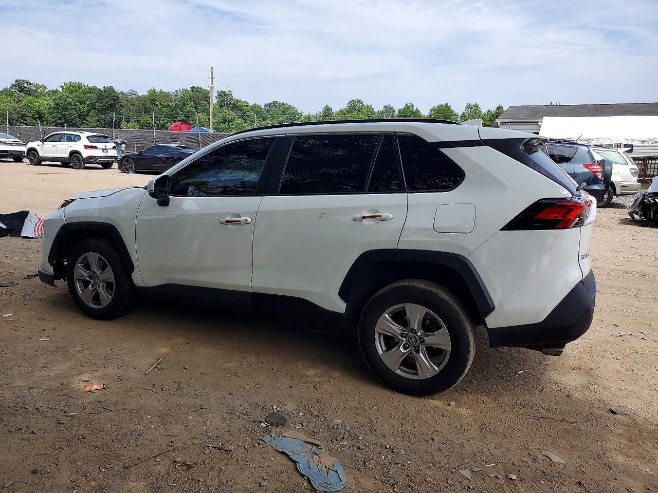 2021 Toyota Rav4 Xle - Фото 2