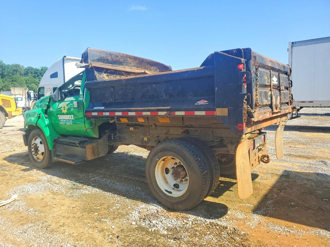 2018 Ford F650 Super Duty Dump Truck - Image 3