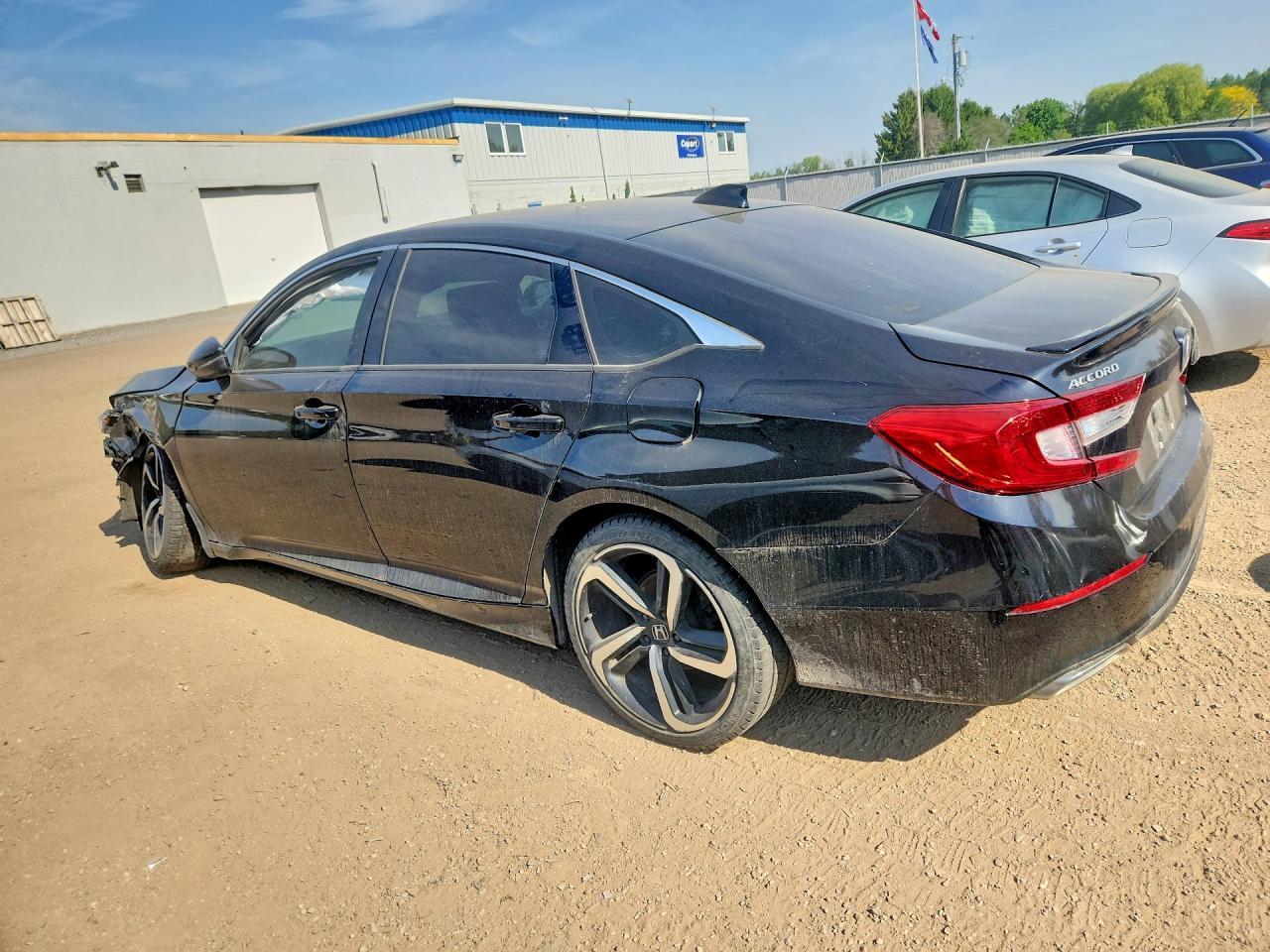 2021 Honda Accord Sport - Фото 2