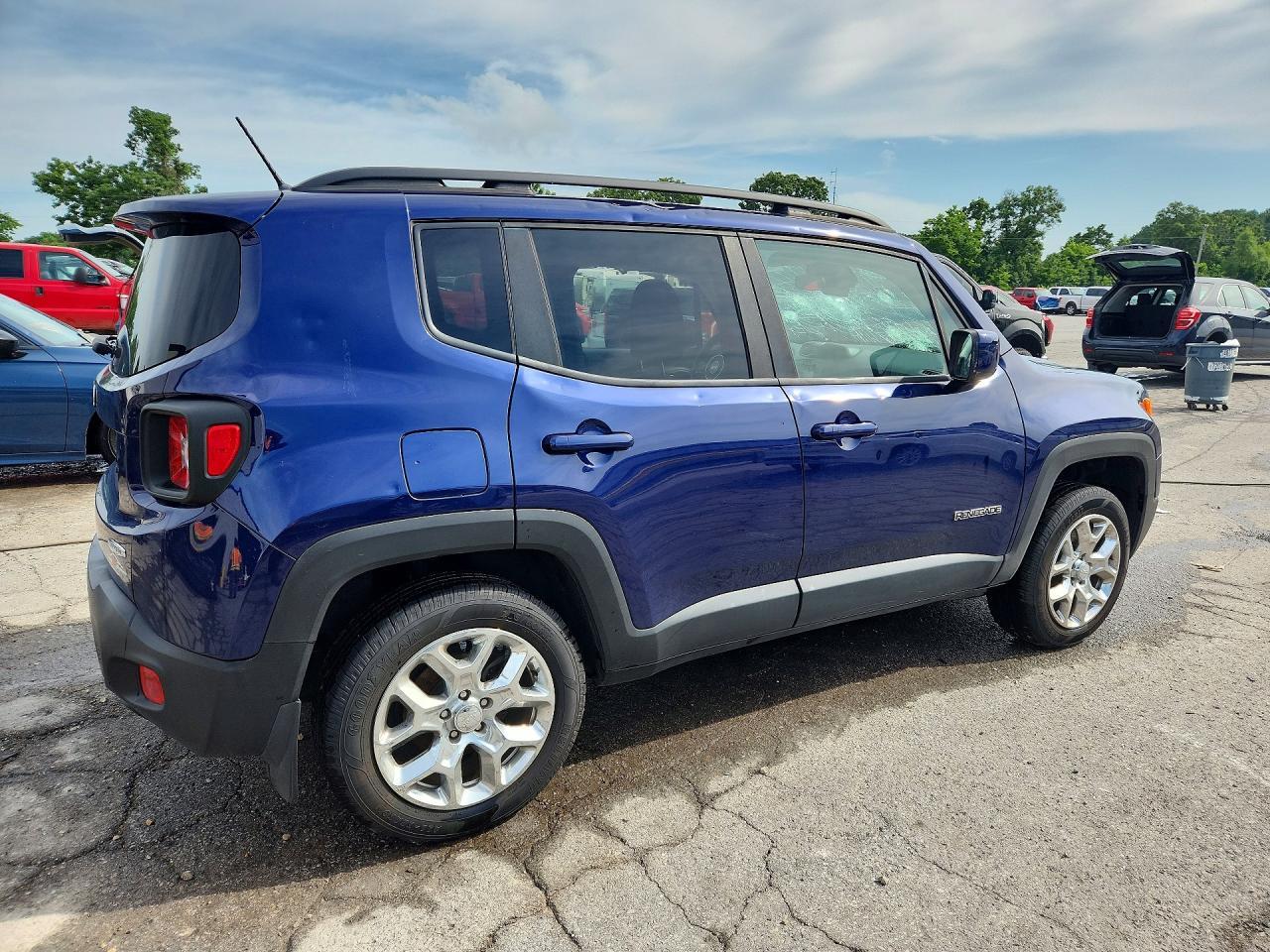 2016 Jeep Renegade Latitude - Фото 3