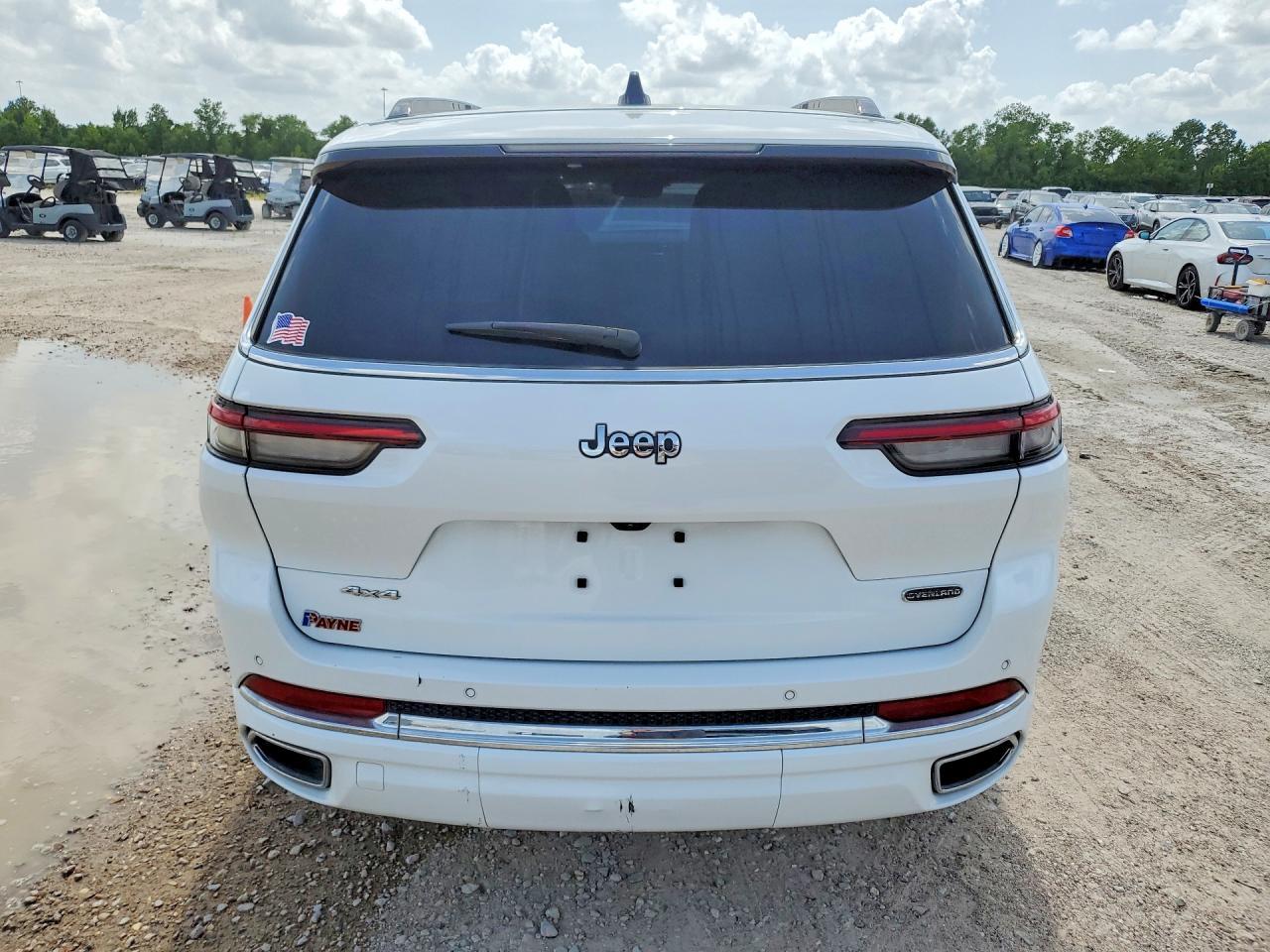 2023 Jeep Grand Cherokee L Overland - Image 6
