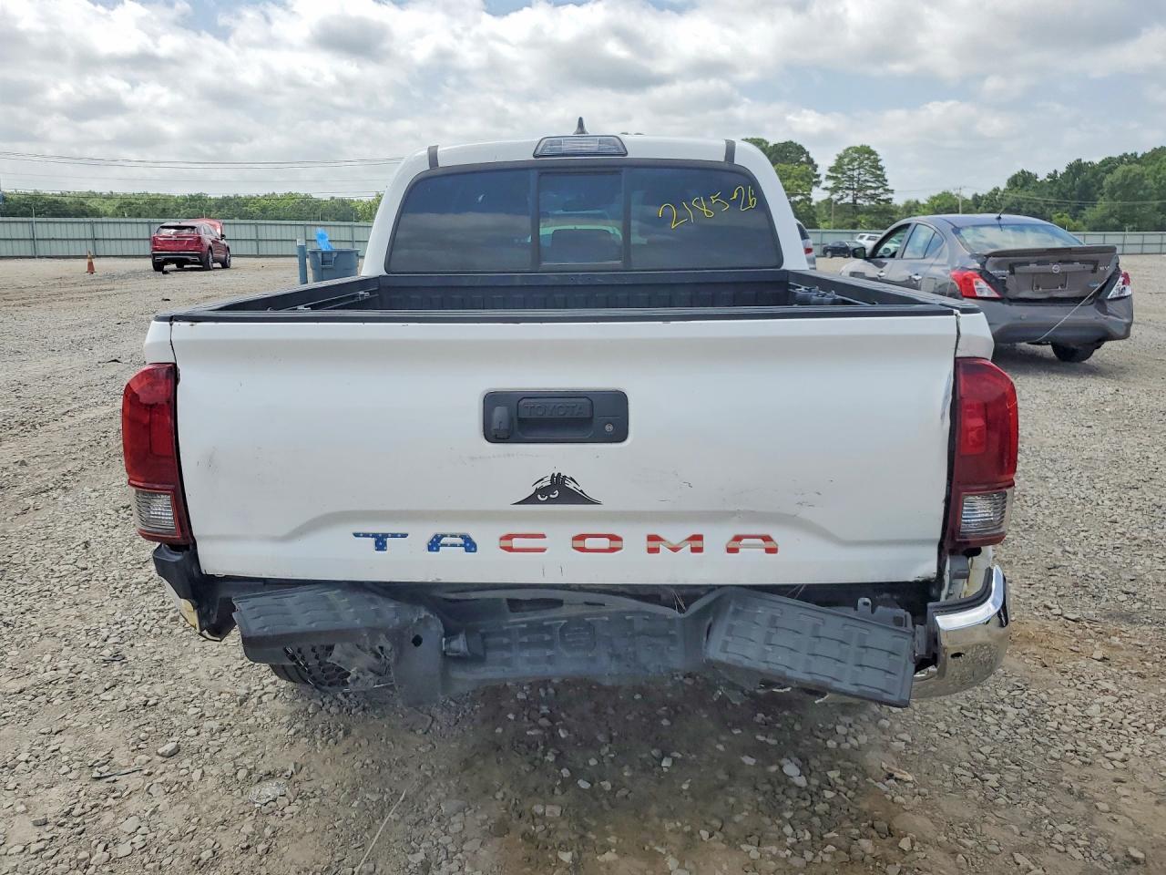 2018 Toyota Tacoma Sr - Фото 6