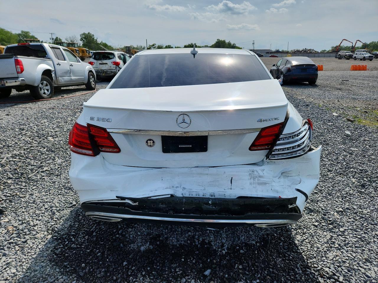 2016 Mercedes-Benz E 350 4Matic - Фото 6