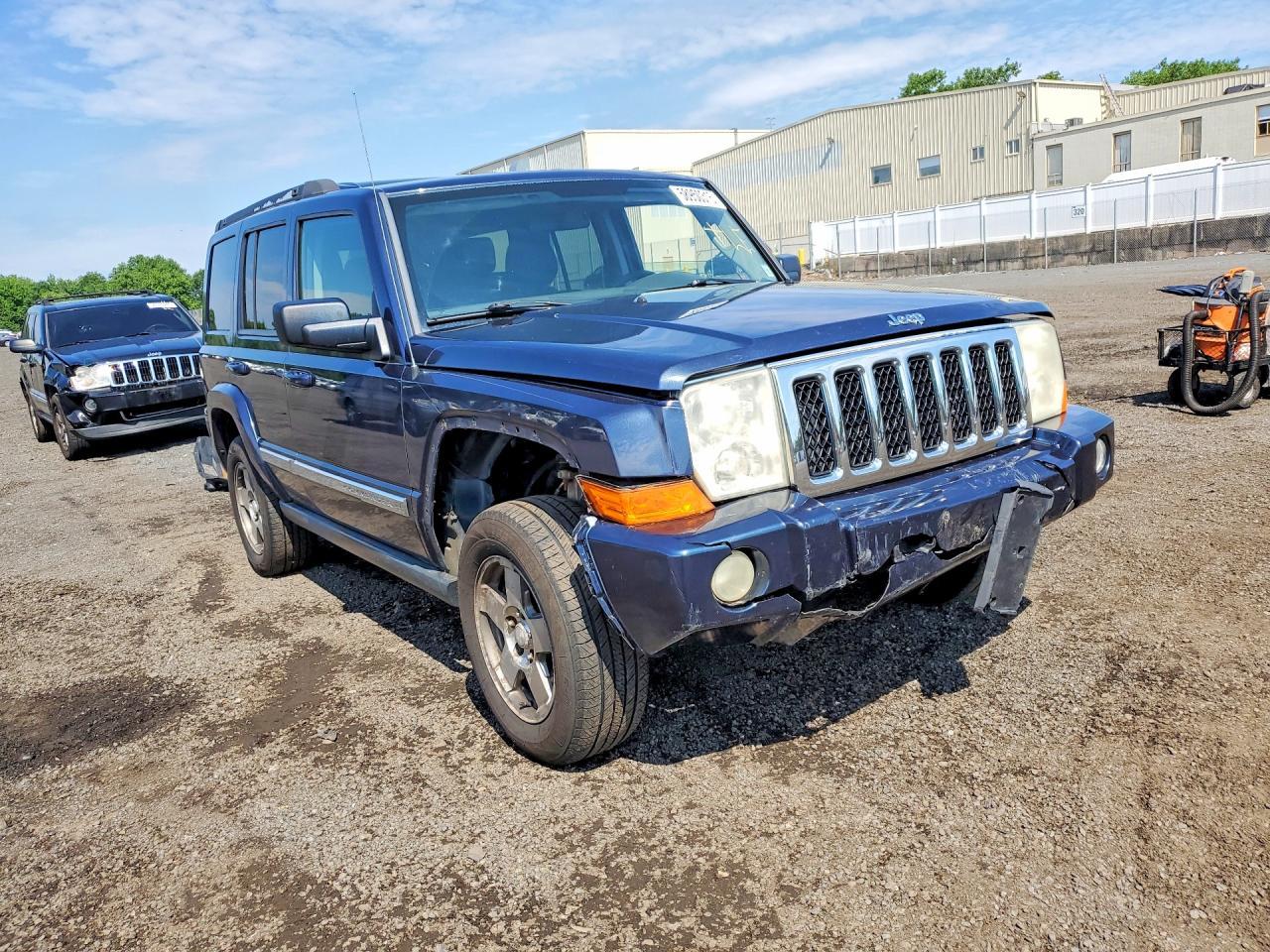 2010 Jeep Commander Sport - Image 4