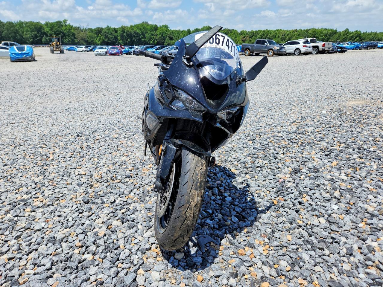 2025 Kawasaki Zx636 K - Image 2
